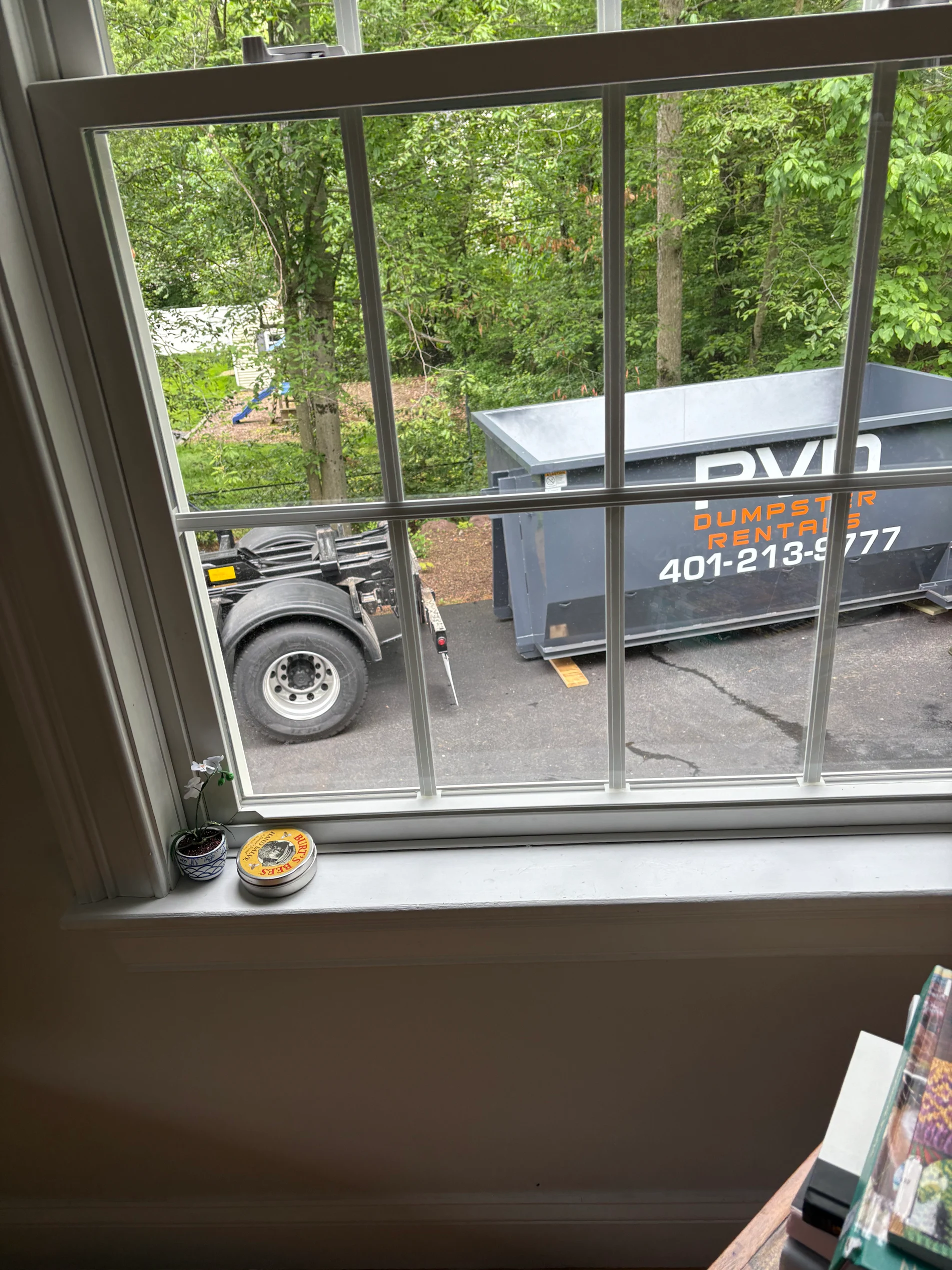 Roll-off dumpster delivered in North Kingstown, RI