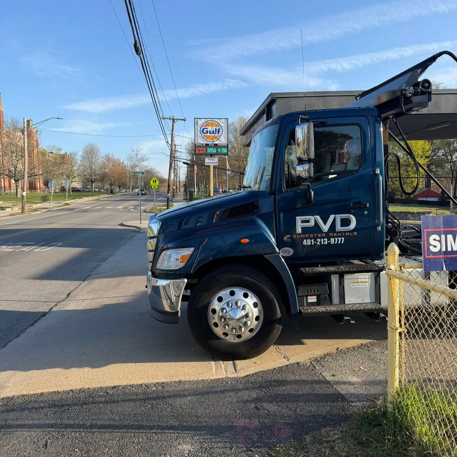 Roll-off dumpster delivered in Cumberland, RI